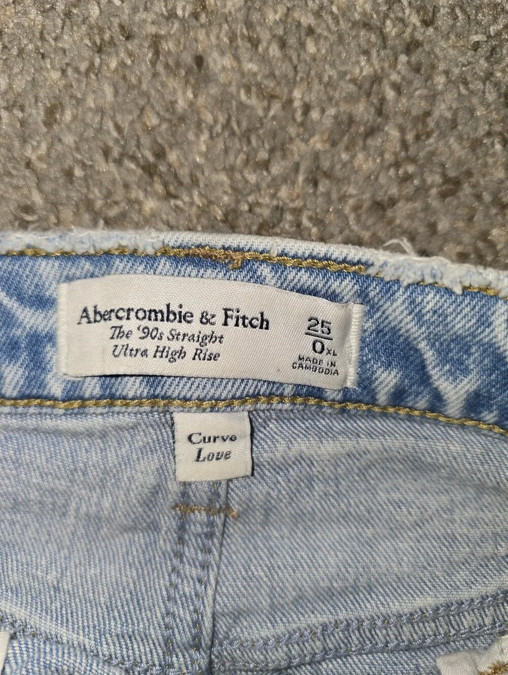 Abercrombie & Fitch Light Blue 90's Straight High-Rise Jeans Size 0 X-Tall